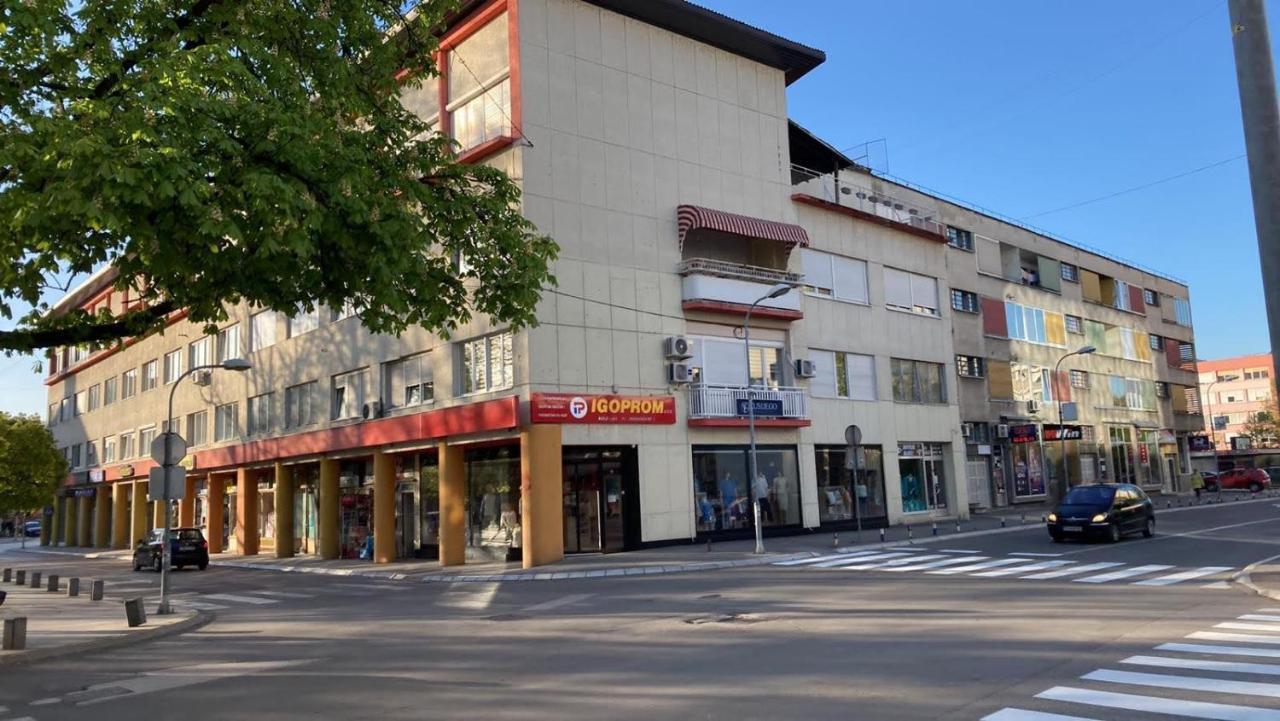 Penthouse Stan 80M2, Terasa 36M2, Garaza... Centar Banja Luke - Gradski Park Banja Luka Exterior photo